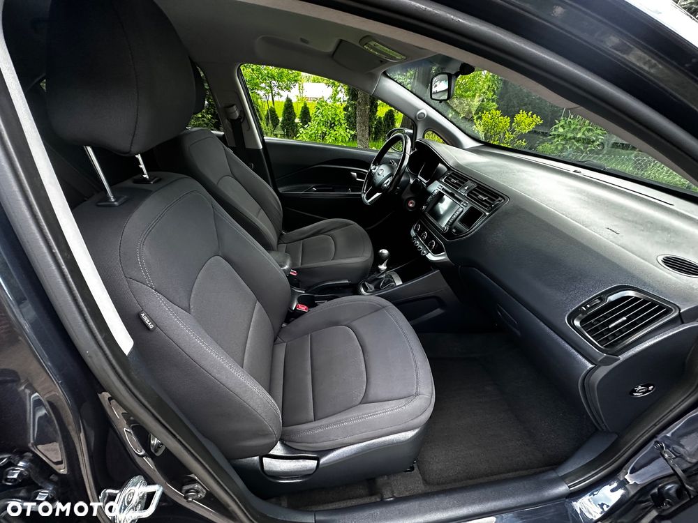 Kia Rio 1.2 Dream Team Edition - 6