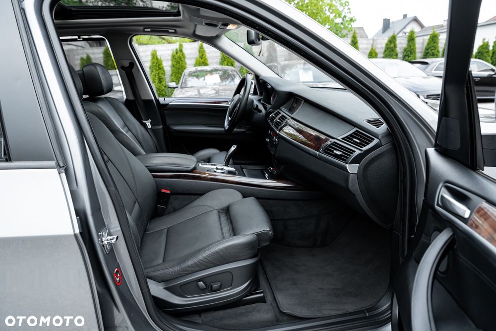 BMW X5 3.0sd - 23