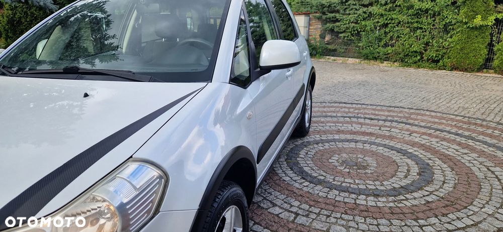 Suzuki SX4 1.6 VVT 4x4 Limited - 13