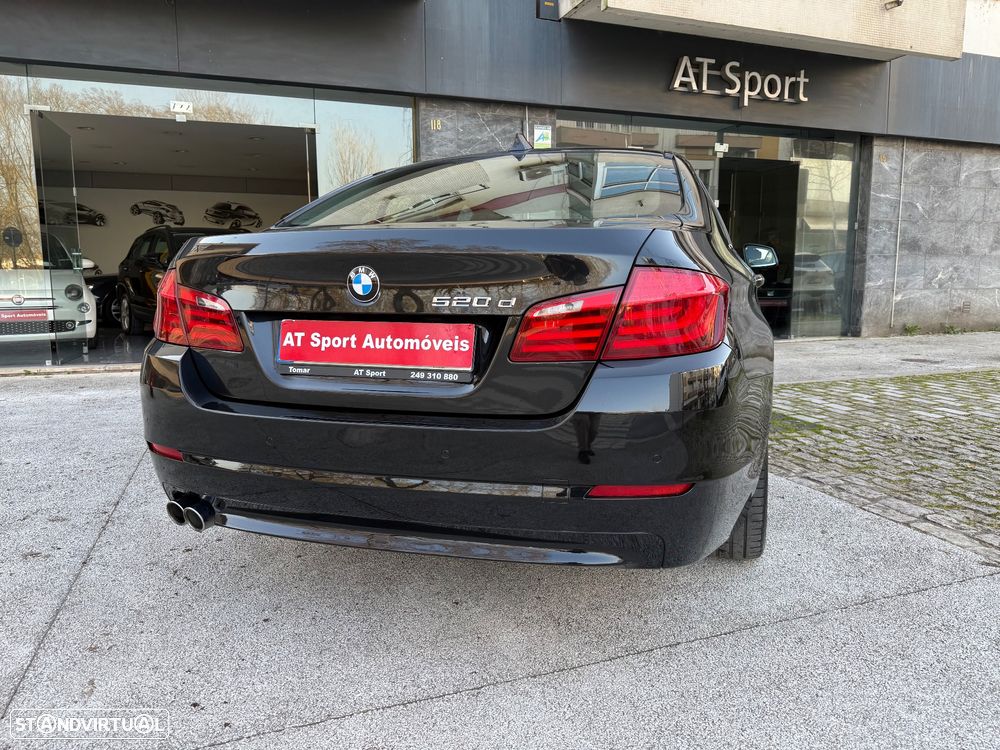 BMW 520 d Line Luxury Auto - 32