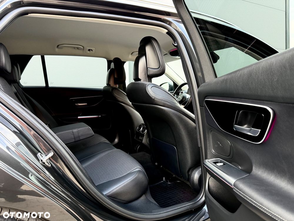 Mercedes-Benz Klasa C 220 d 9G-TRONIC Avantgarde - 34