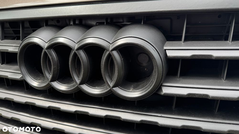 Audi Q7 - 19