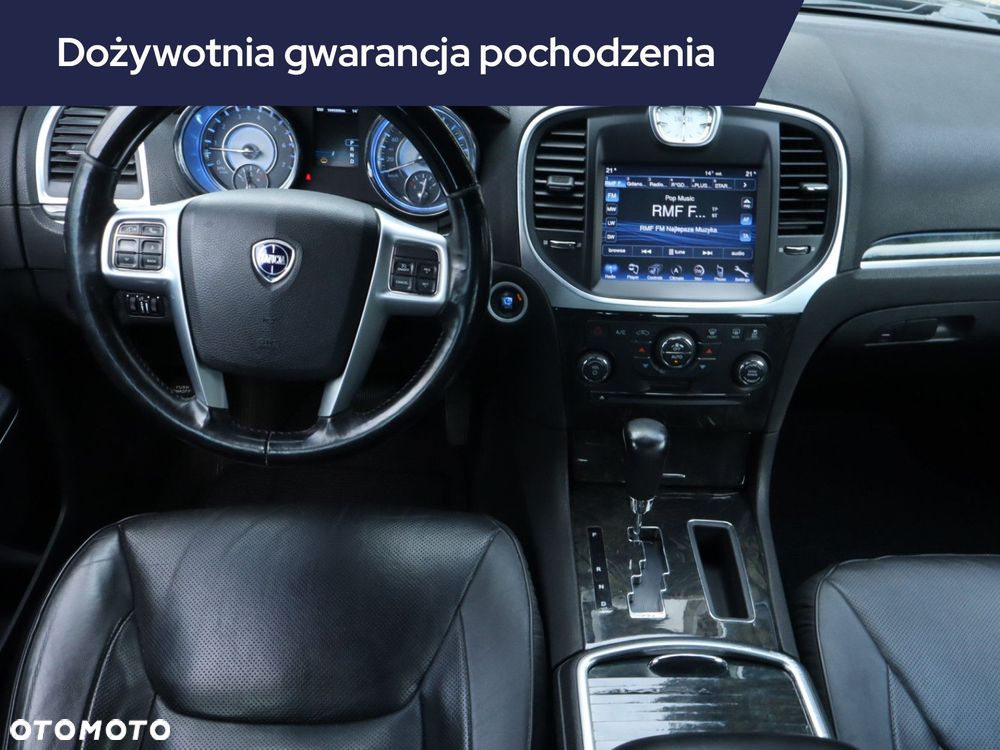 Lancia Thema - 9