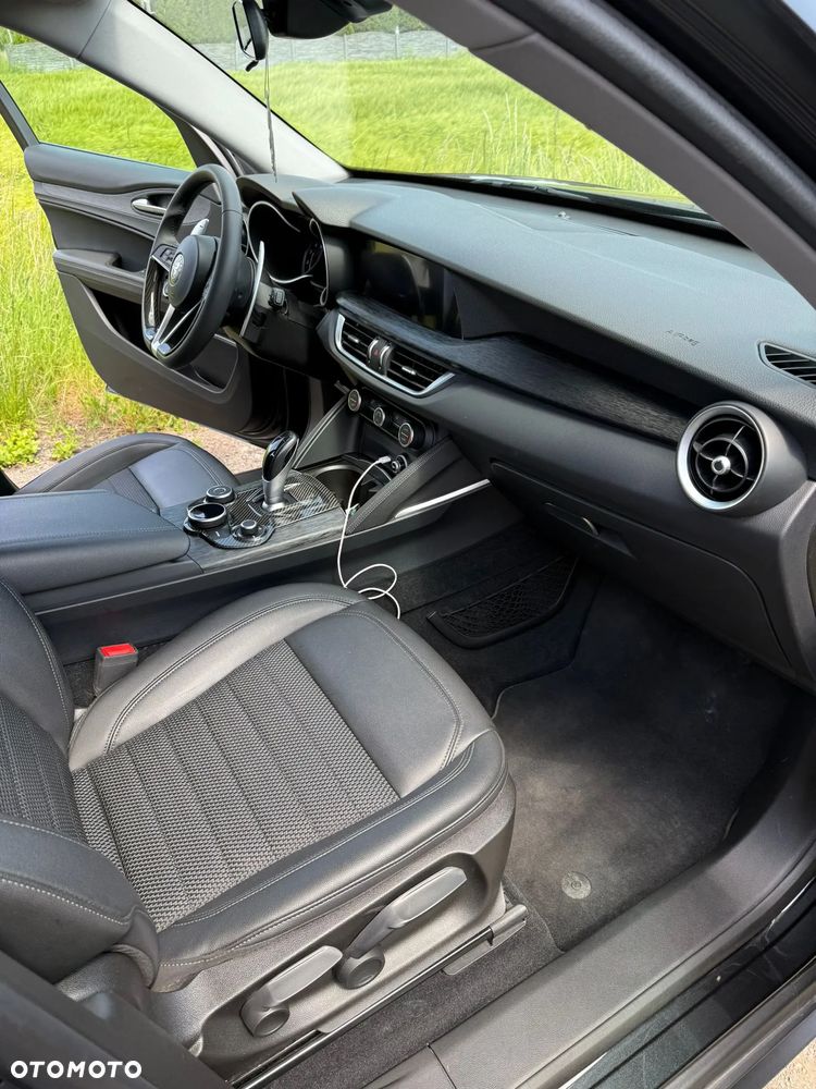 Alfa Romeo Stelvio 2.0 Turbo Super Q4 - 12