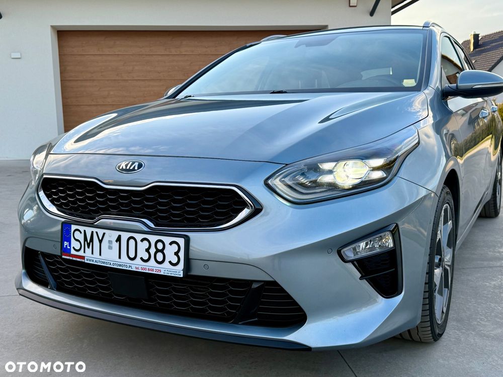 Kia Ceed 1.4 T-GDI DCT OPF Platinum Edition - 14