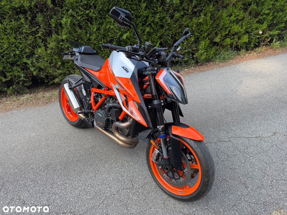 KTM Super Duke - 12