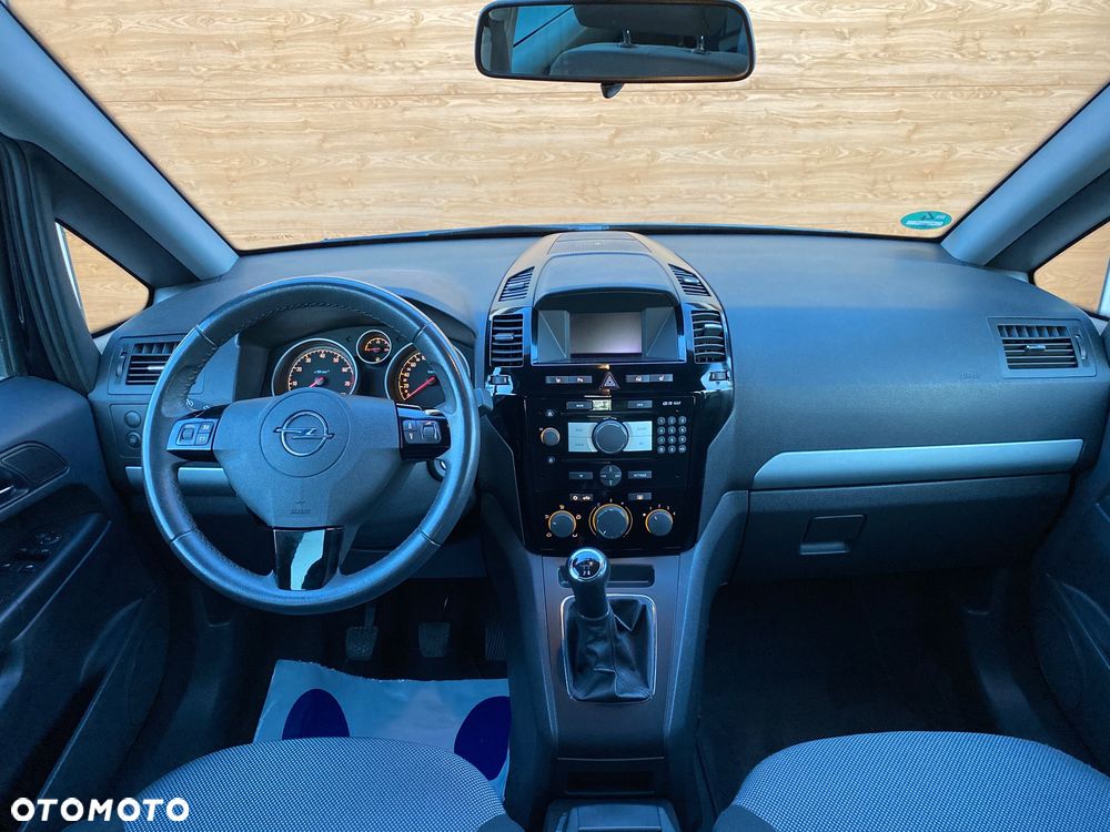Opel Zafira 1.8 Design Edition - 22