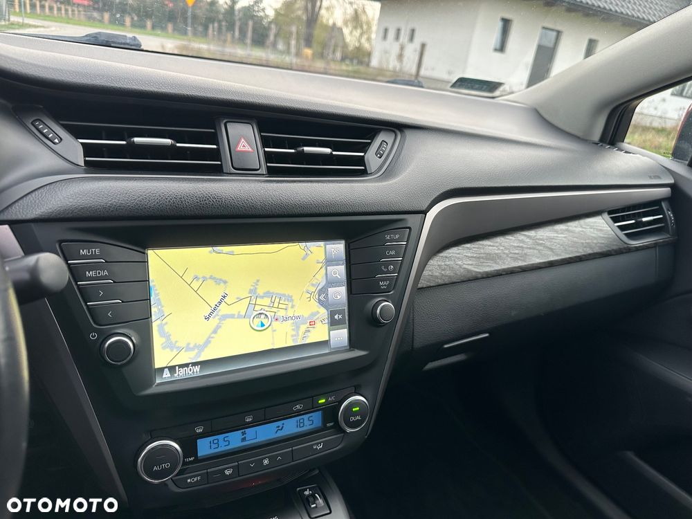 Toyota Avensis 2.0 Prestige MS - 31