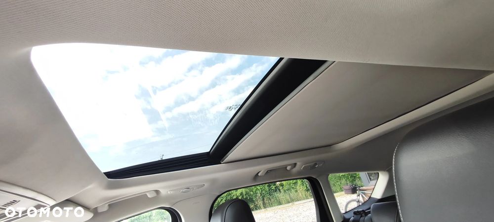 Ford Kuga - 40