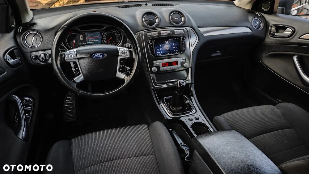 Ford Mondeo 2.0 Titanium - 15