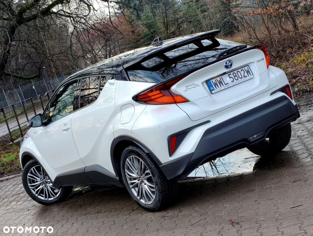 Toyota C-HR Style Selection - 32