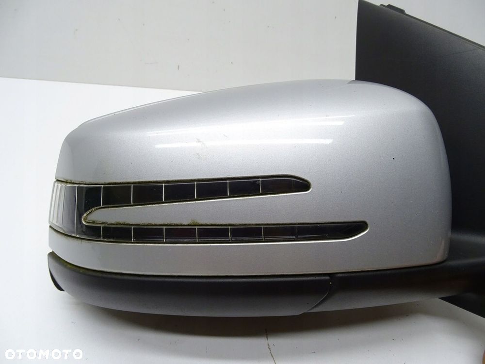 LUSTERKO PRAWE PRAWY PRZÓD PRZEDNIE MERCEDES W246 B-KLASA 14R 761 7 PIN - 7