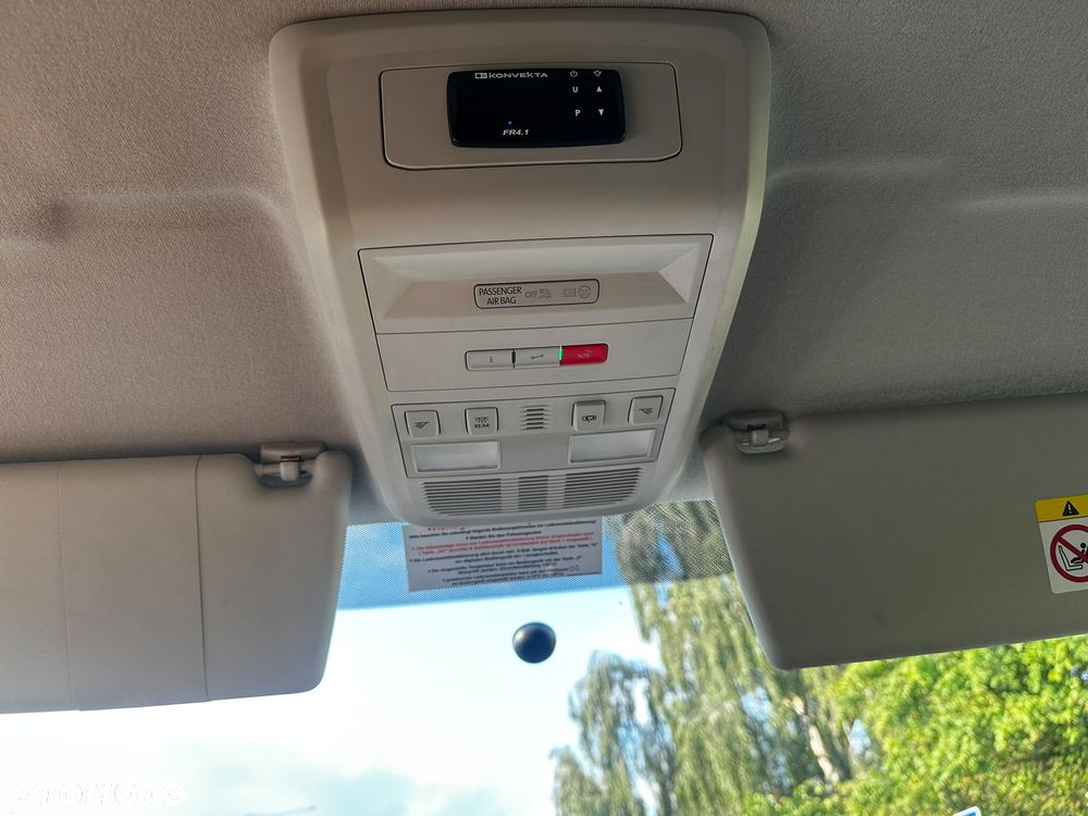 Volkswagen Transporter T6.1 Long Izoterma - 17