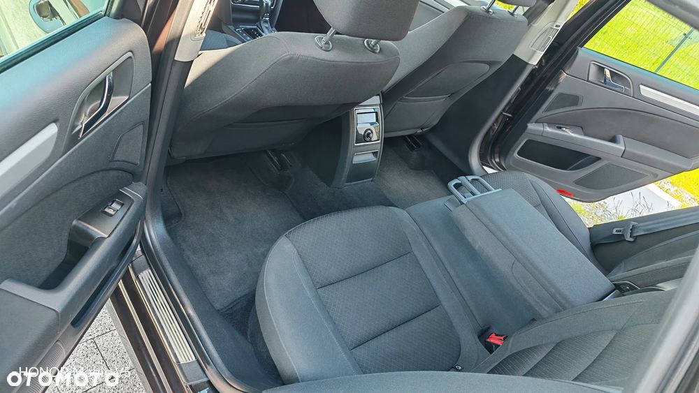Skoda Superb 2.0 TDI Elegance DSG - 7