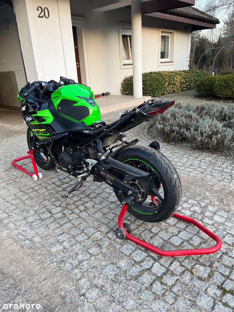 Kawasaki Ninja 400 - 3