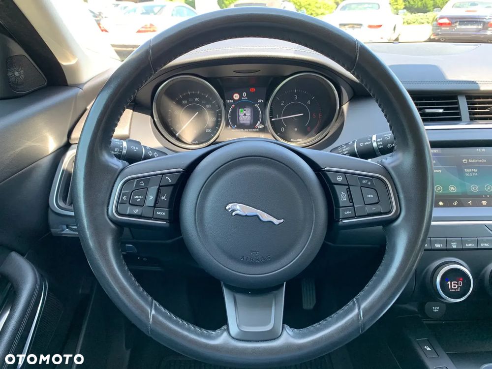 Jaguar E-Pace 2.0 i4D AWD S - 8