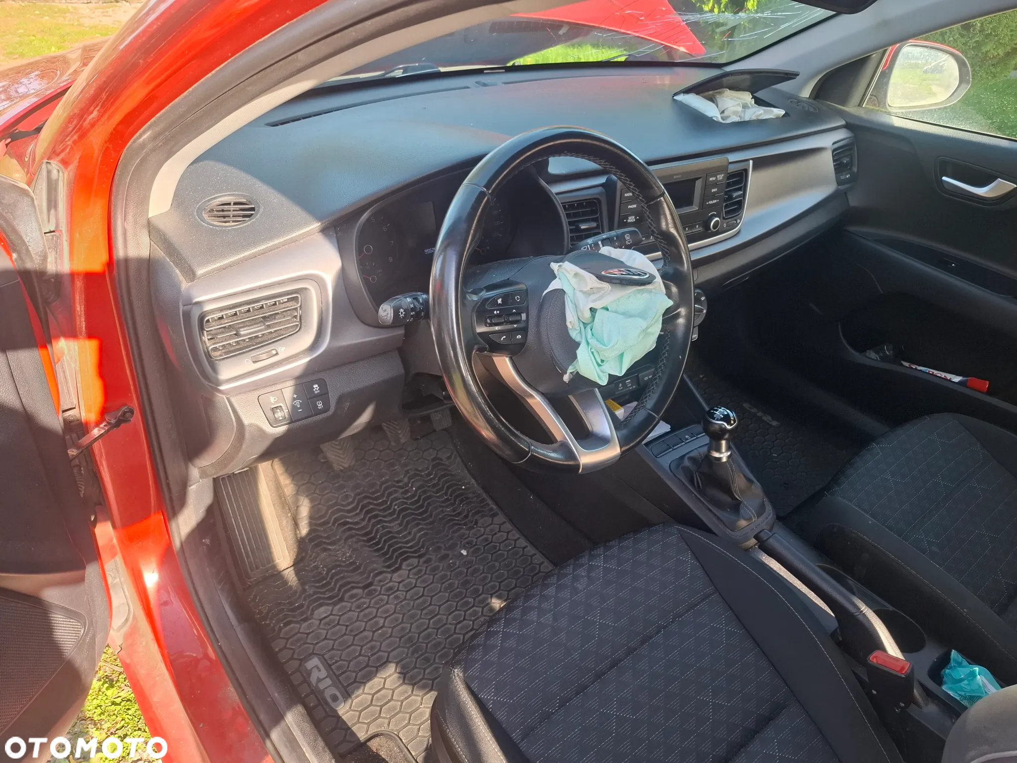 Kia Rio - 17