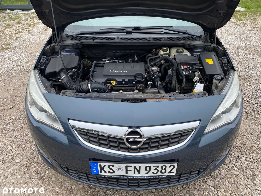 Opel Astra 1.4 Turbo Design Edition - 17