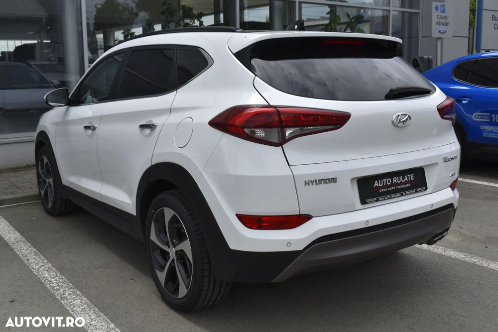 Hyundai Tucson 2.0 CRDI 4WD 6AT Luxury Pack+ - 6
