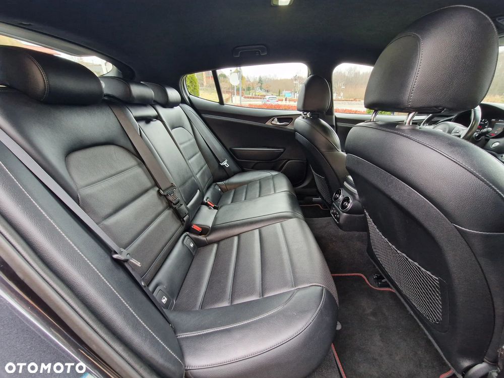 Kia Stinger 2.2 CRDI GT Line - 13