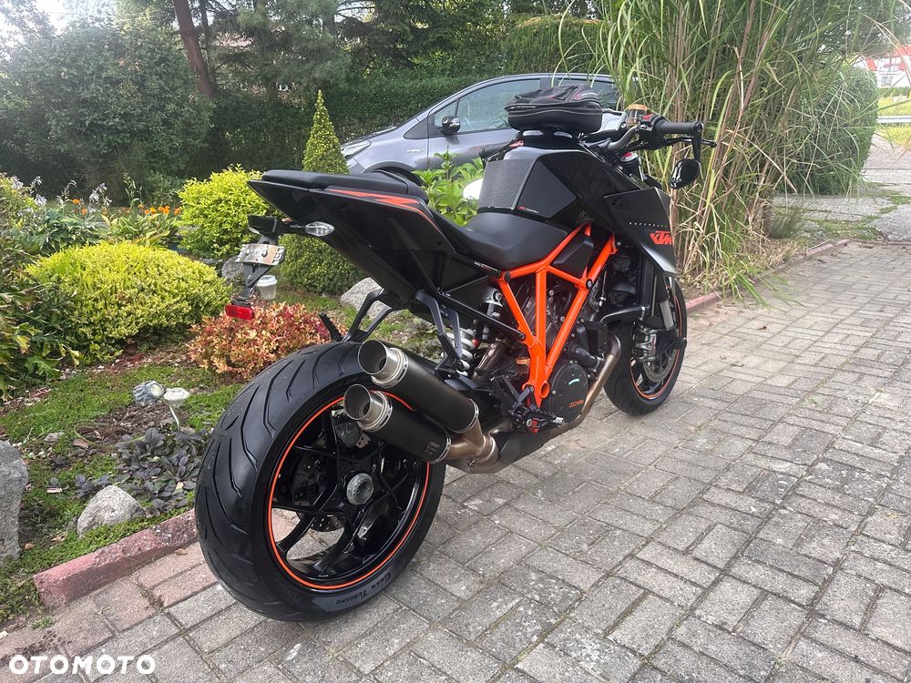 KTM Super Duke - 16
