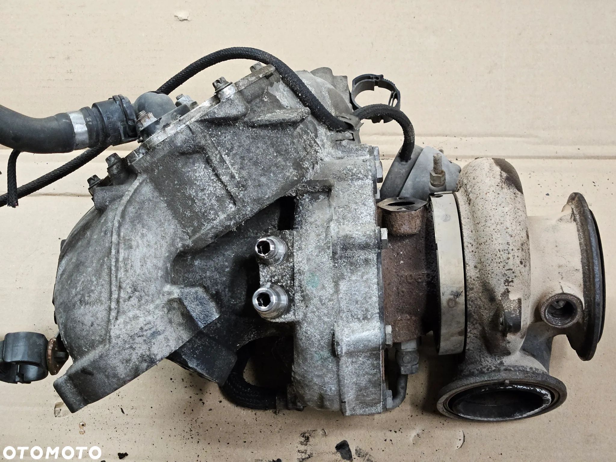 BMW X5 F15 X6 F16 M50D  3.0 D turbosprężarka 11658506382 12739700010 - 1