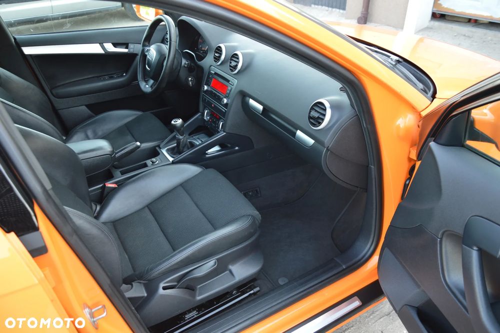Audi A3 Sportback 2.0 TDI DPF S line Sportpaket plus - 14