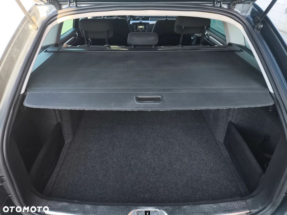 Skoda Superb 1.6 TDI GreenLine - 8