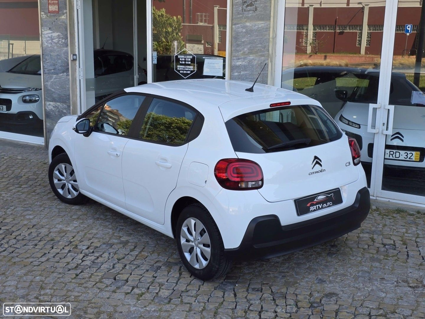 Citroën C3 Pure Tech Live - 4