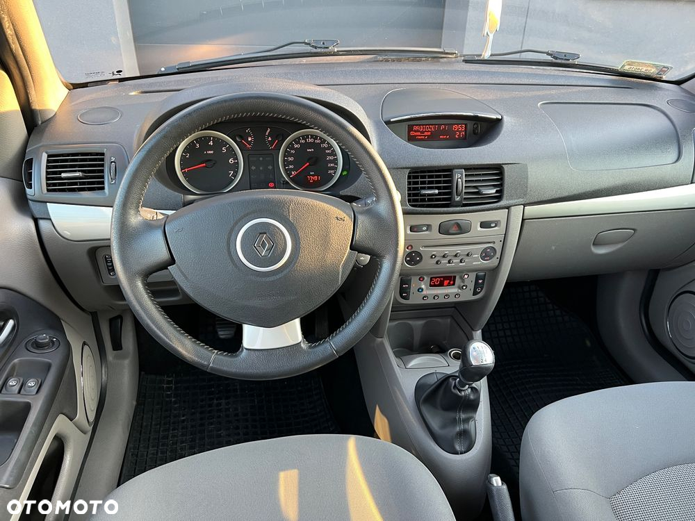 Renault Thalia - 10