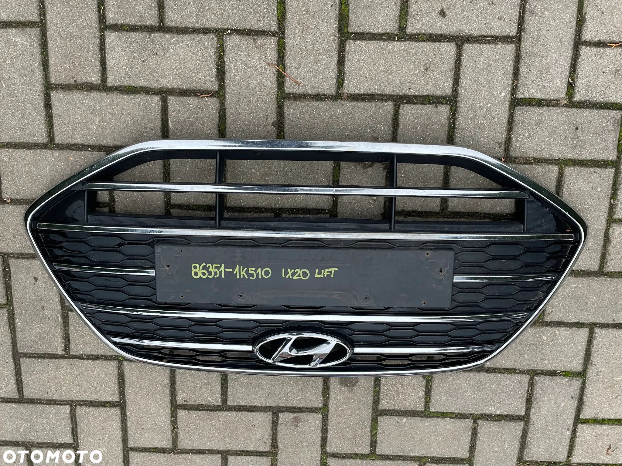 Grill atrapa HYUNDAI IX20 lift 86351-1K510 - 1