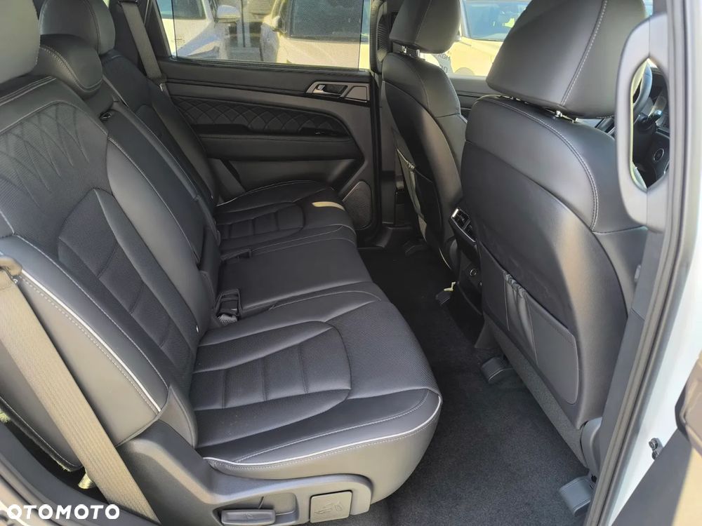 SsangYong/KGM Rexton - 29