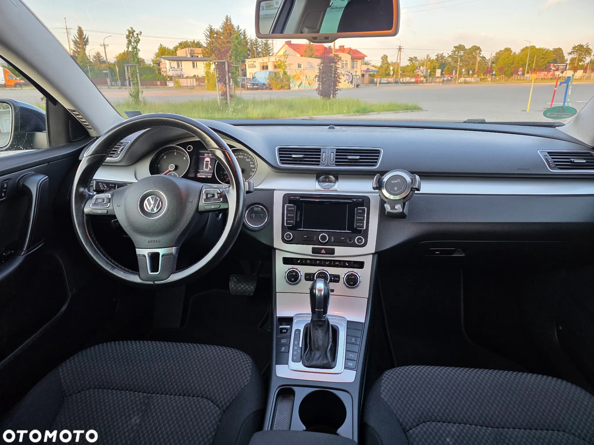 Volkswagen Passat 2.0 TDI Highline DSG - 22