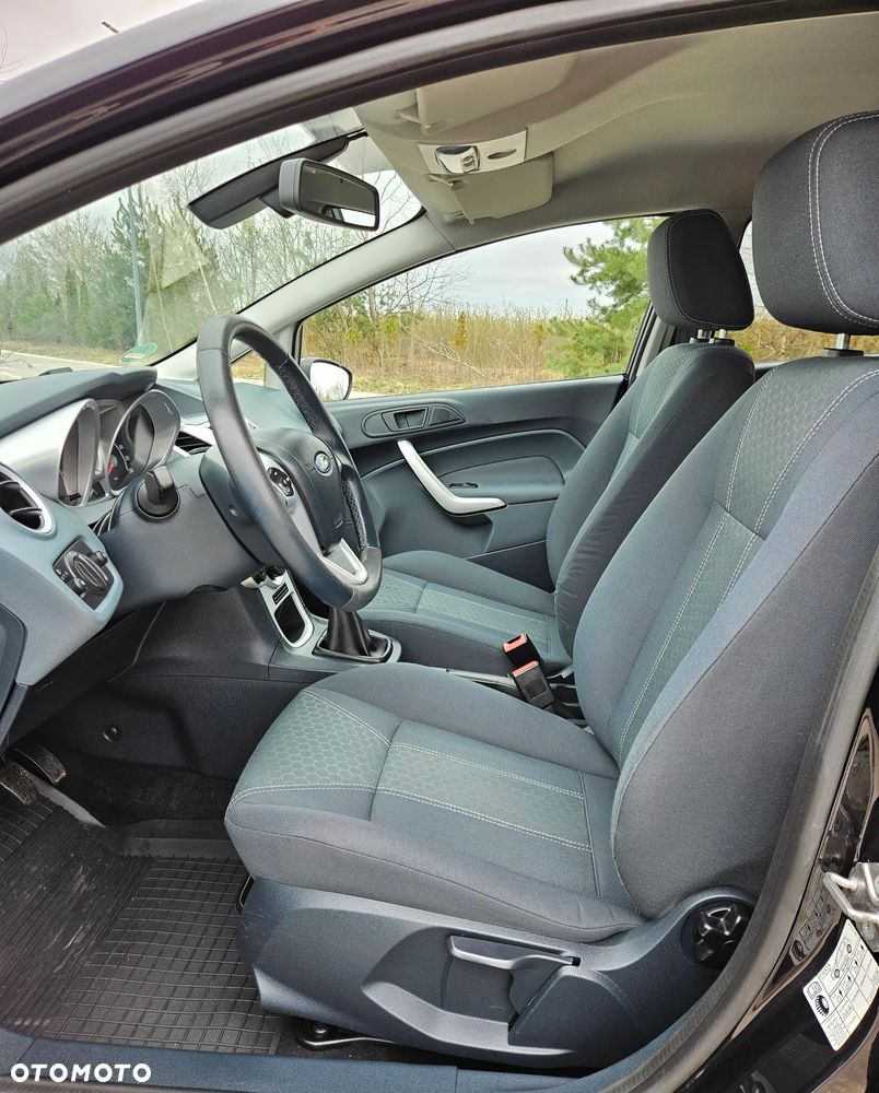 Ford Fiesta 1.4 Titanium - 14