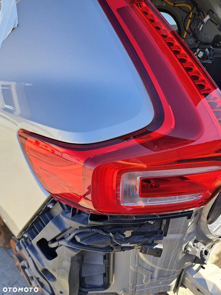 VOLVO XC40 XC-40 KOMPLET LAMP TYLNYCH LED - 2