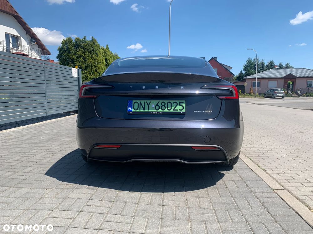 Tesla Model 3 AWD - 14
