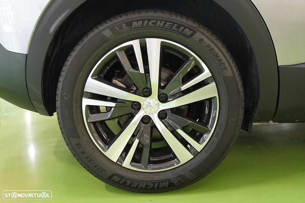 Peugeot 3008 1.2 Hybrid Allure Pack e-DCS6 - 5