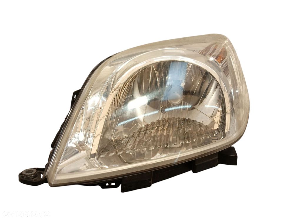 LAMPA LEWY PRZÓD FIAT FIORINO (2008-2015) 1.3 JTD 75KM POLERKA - 2