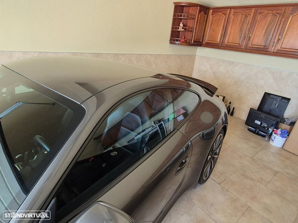 Porsche 911 Série F - 12