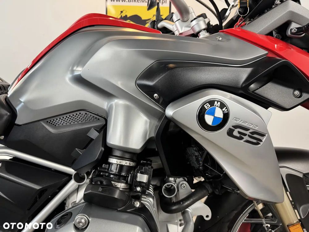 BMW R - 12