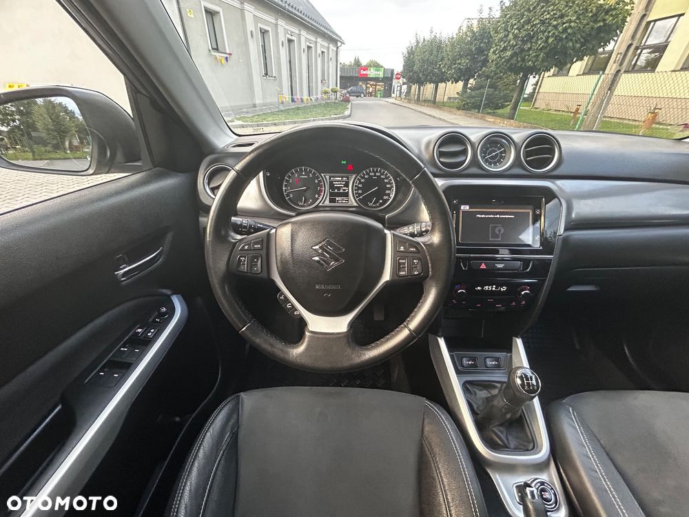 Suzuki Vitara 1.6 XLED 4WD - 7
