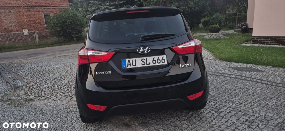 Hyundai ix20 1.4 blue Comfort - 7