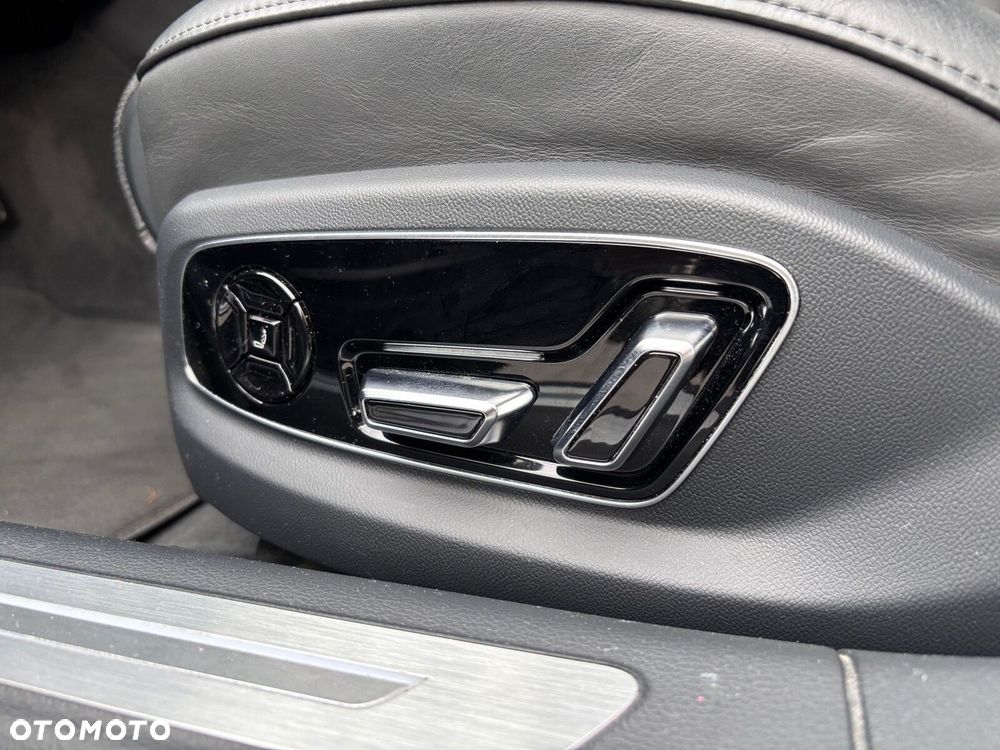 Audi A8 - 14