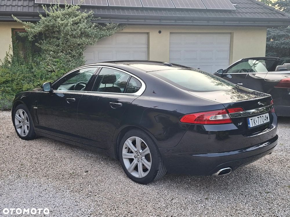 Jaguar XF 3.0 V6 D Premium Luxury - 5