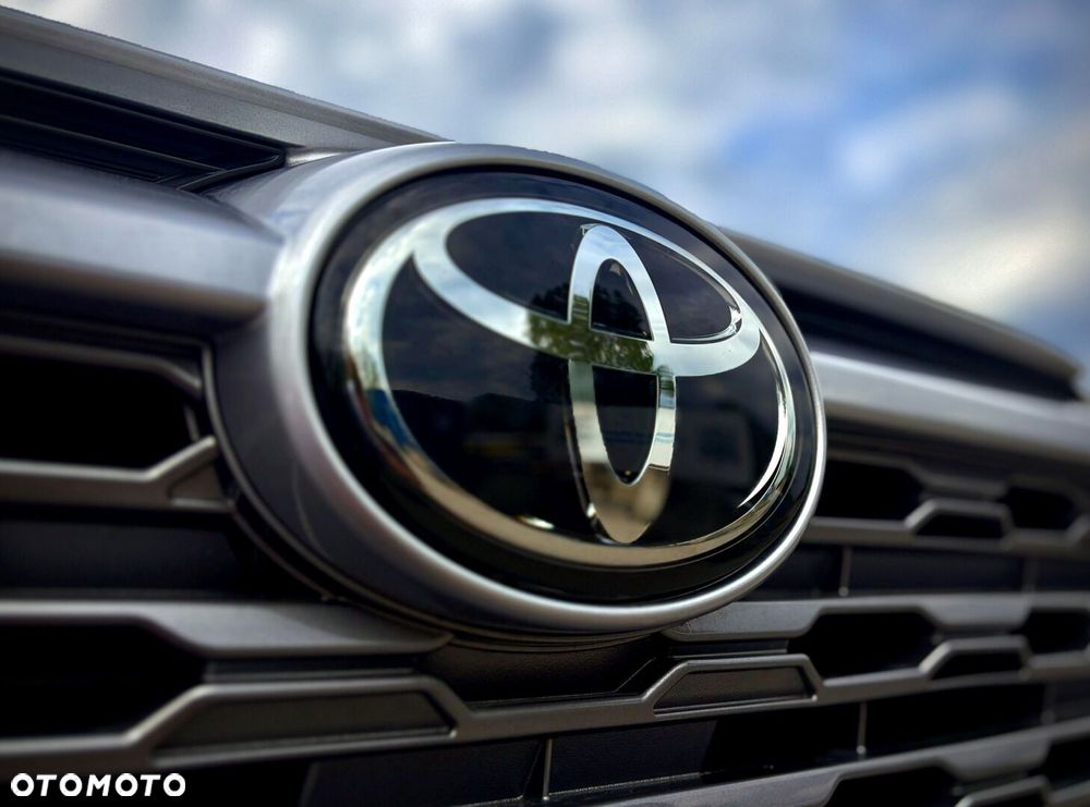 Toyota RAV4 - 4