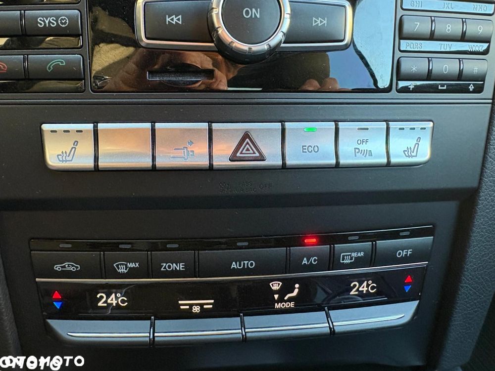 Mercedes-Benz Klasa E 250 7G-TRONIC - 19