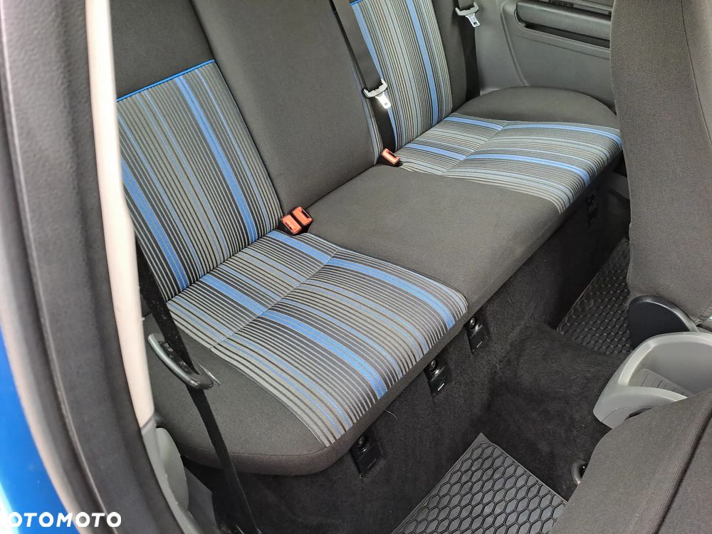 Ford Focus 1.4 16V Style+ - 14