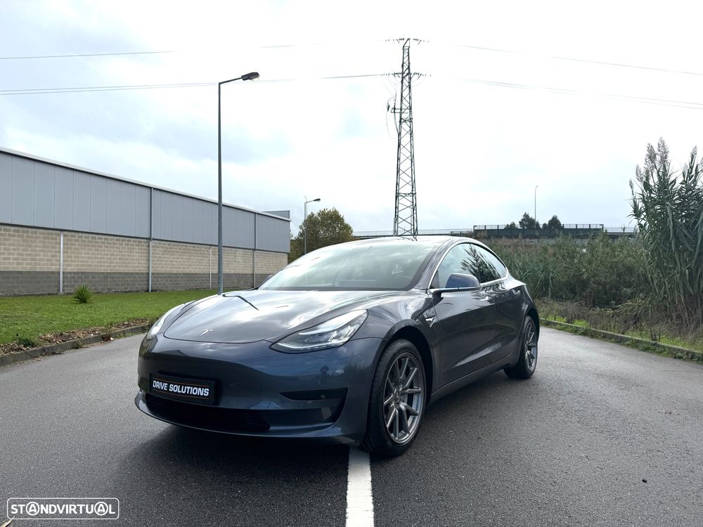 Tesla Model 3 Standard Range Plus RWD - 1