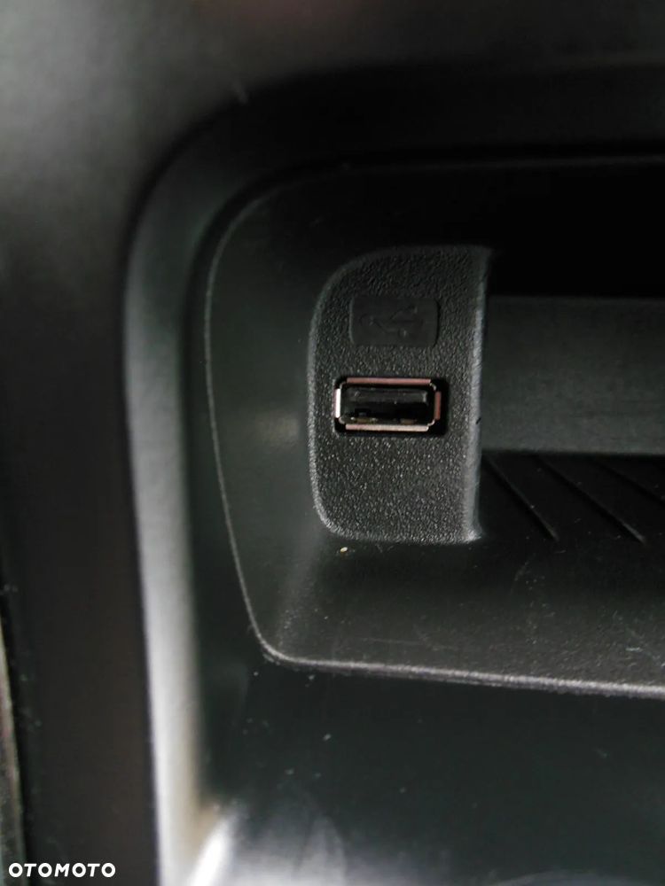 Ford Focus 1.0 EcoBoost STart-Stopp-System TITANIUM - 24