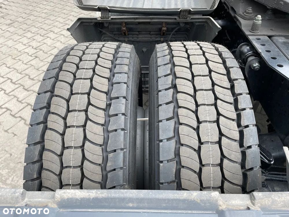 MAN TGX 18.470 4x2 BL SA - 12